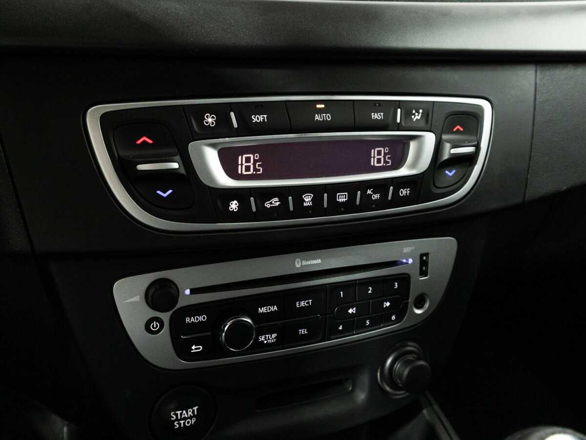 Купить Renault Megane с пробегом. Фото: #14