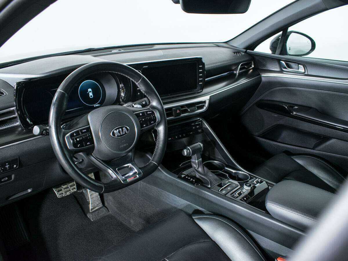 Купить Kia K5 с пробегом. Фото: #12