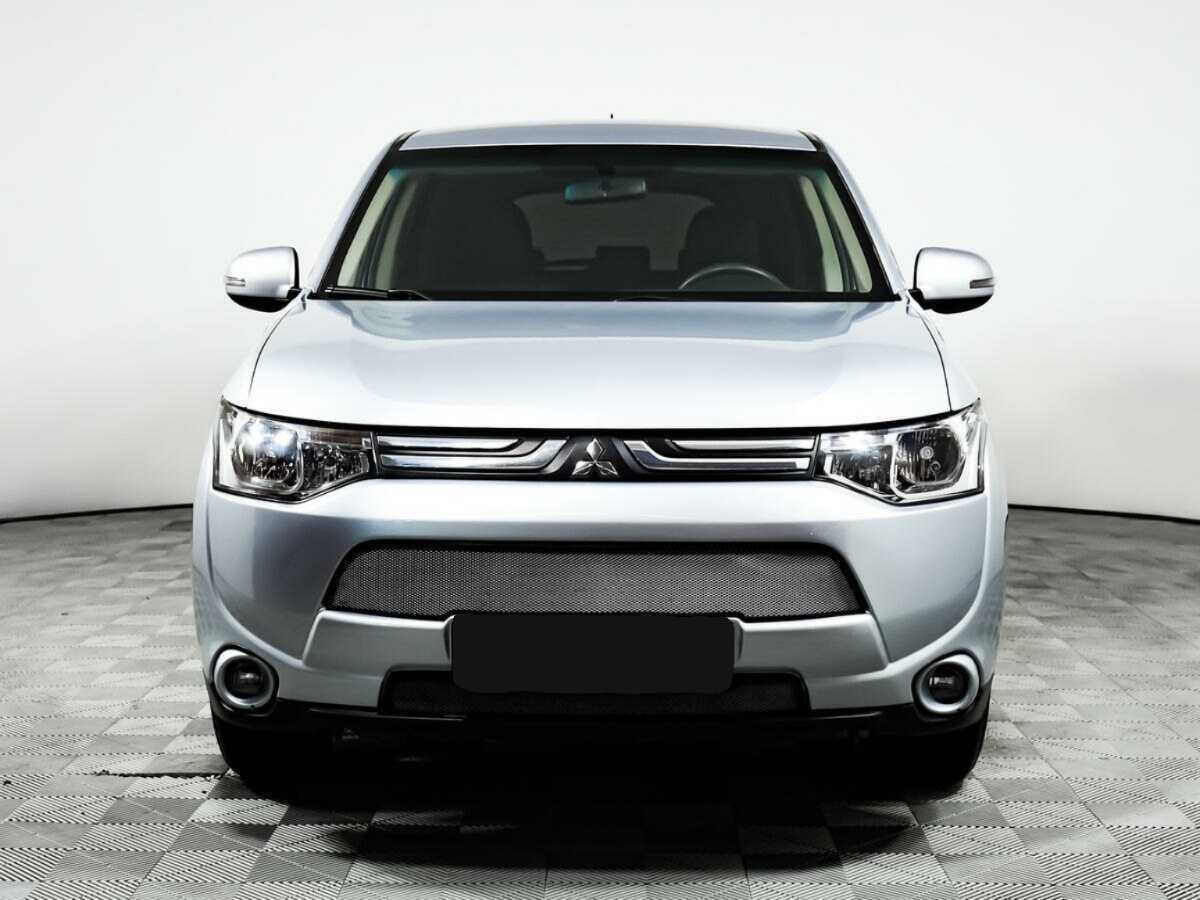 Купить Mitsubishi Outlander с пробегом. Фото: #1