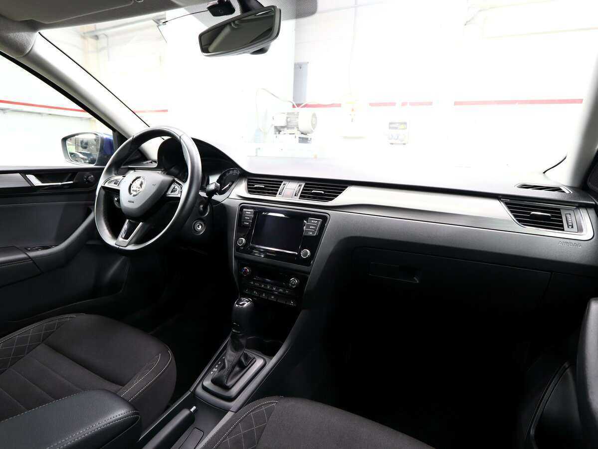 Купить Skoda Rapid с пробегом. Фото: #13