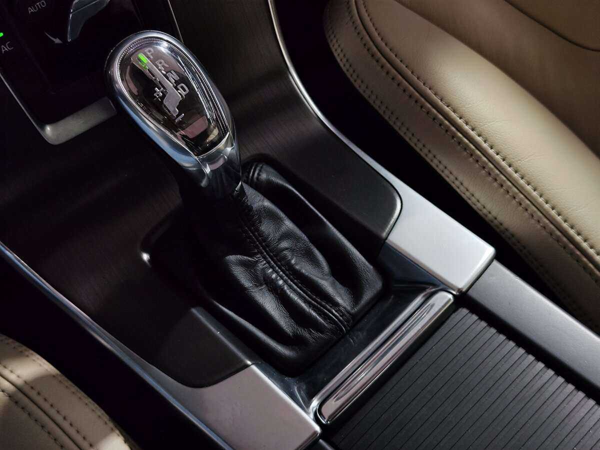 Купить Volvo S60 с пробегом. Фото: #13