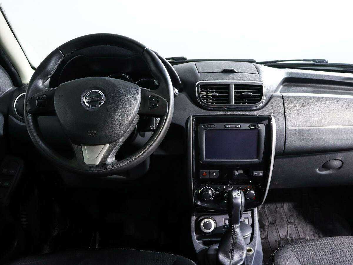 Купить Nissan Terrano с пробегом. Фото: #11