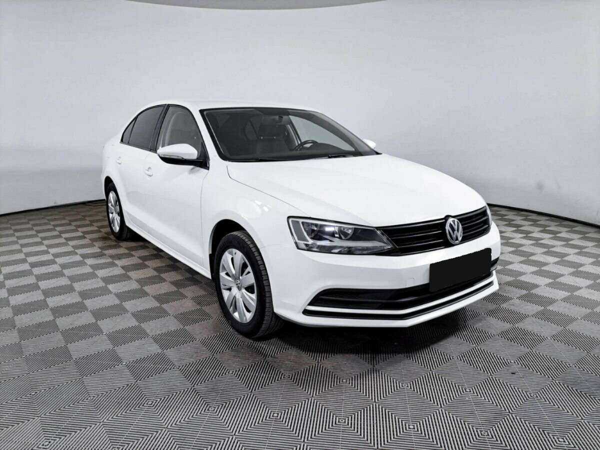Купить Volkswagen Jetta с пробегом. Фото: #2
