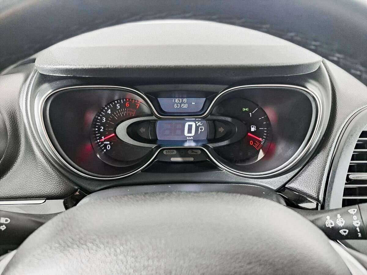 Купить Renault Kaptur с пробегом. Фото: #9