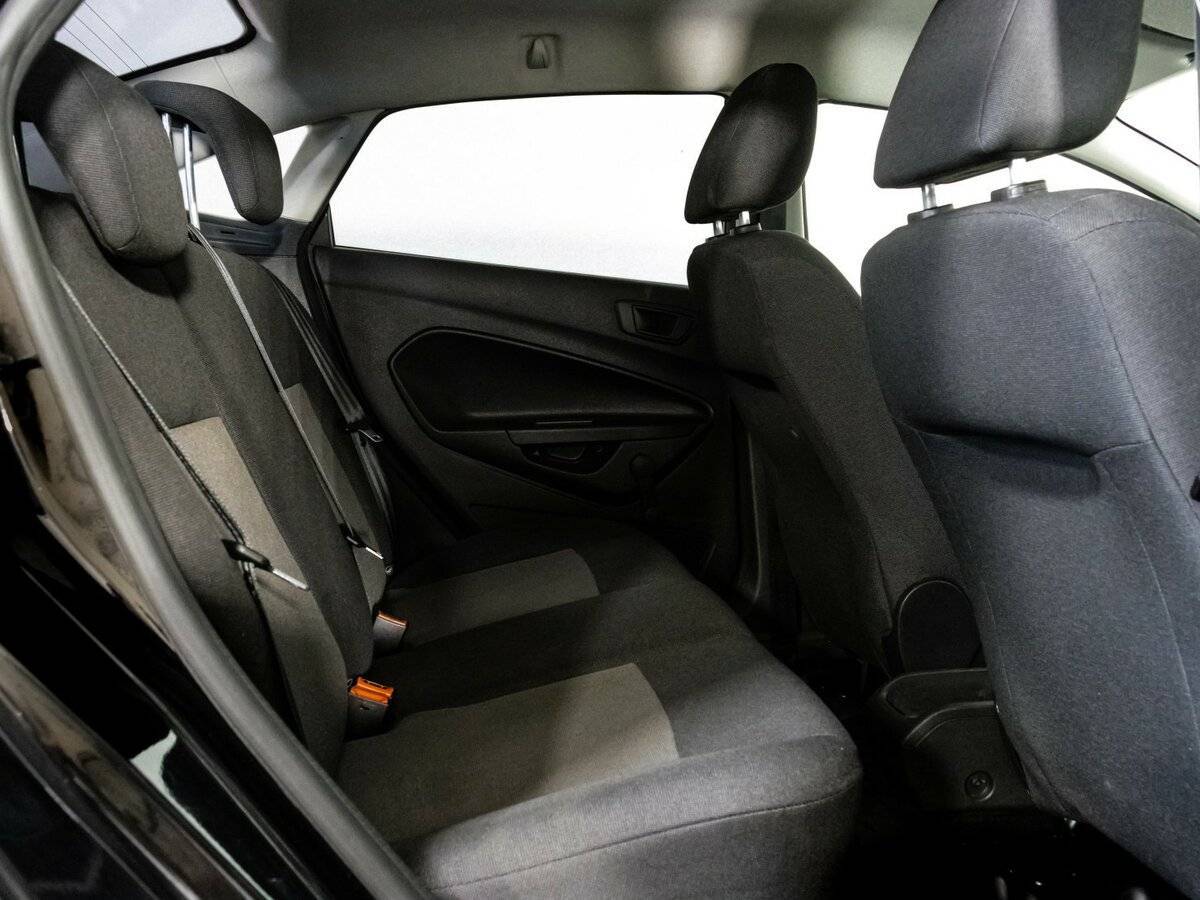 Купить Ford Fiesta с пробегом. Фото: #15