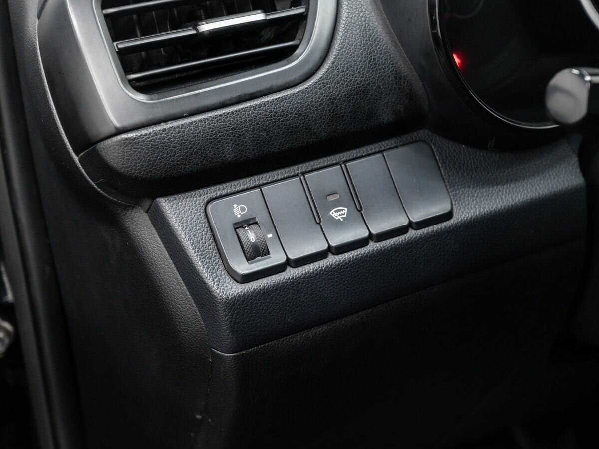 Купить Kia Rio с пробегом. Фото: #17