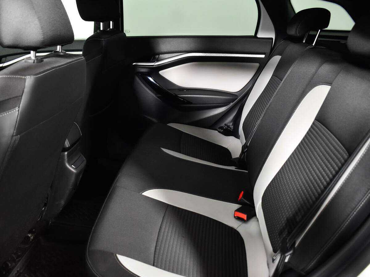 Купить Lada (ВАЗ) Vesta с пробегом. Фото: #9