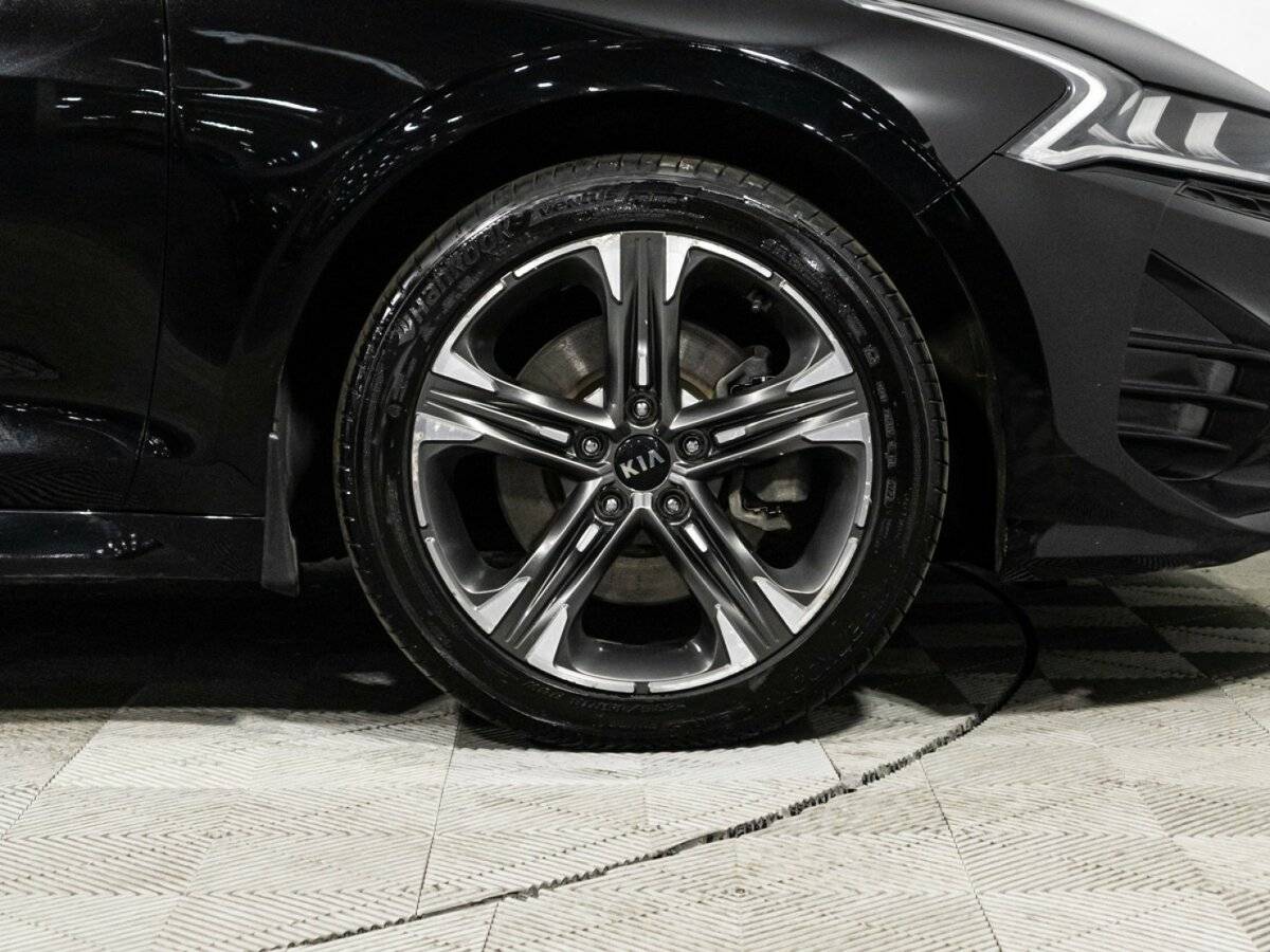Купить Kia K5 с пробегом. Фото: #3