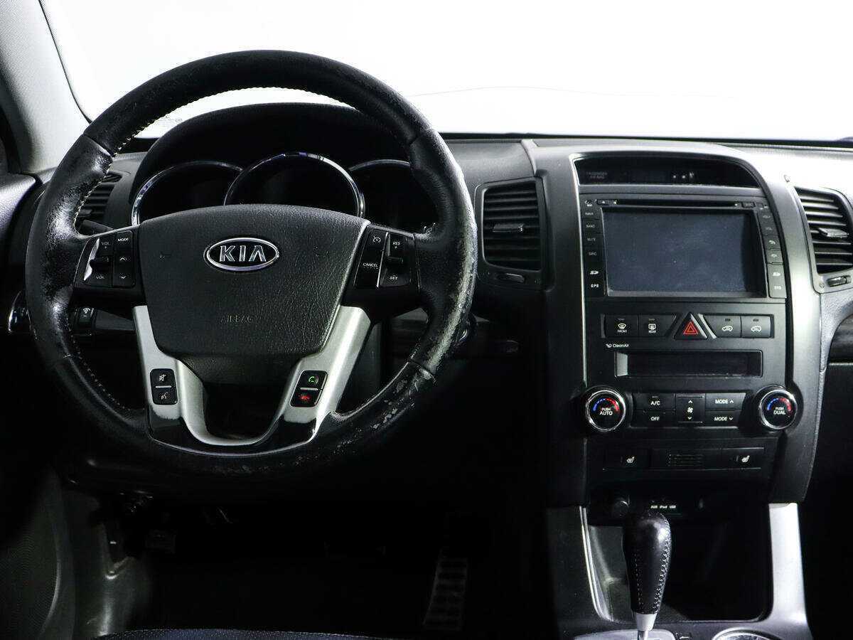 Купить Kia Sorento с пробегом. Фото: #9
