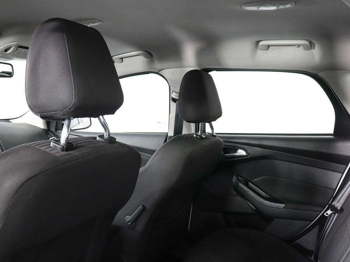 Купить Ford Focus с пробегом. Фото: #11
