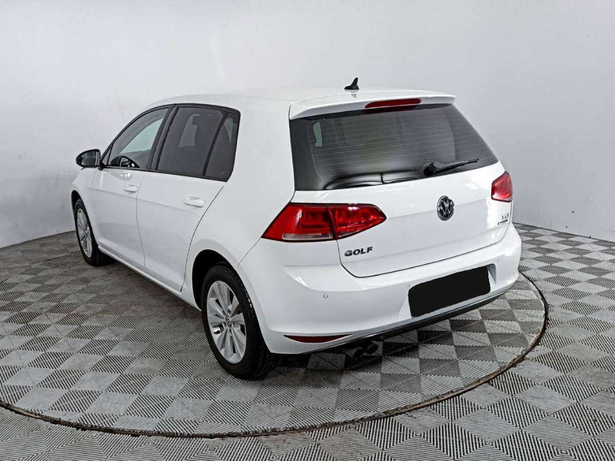 Купить Volkswagen Golf с пробегом. Фото: #6