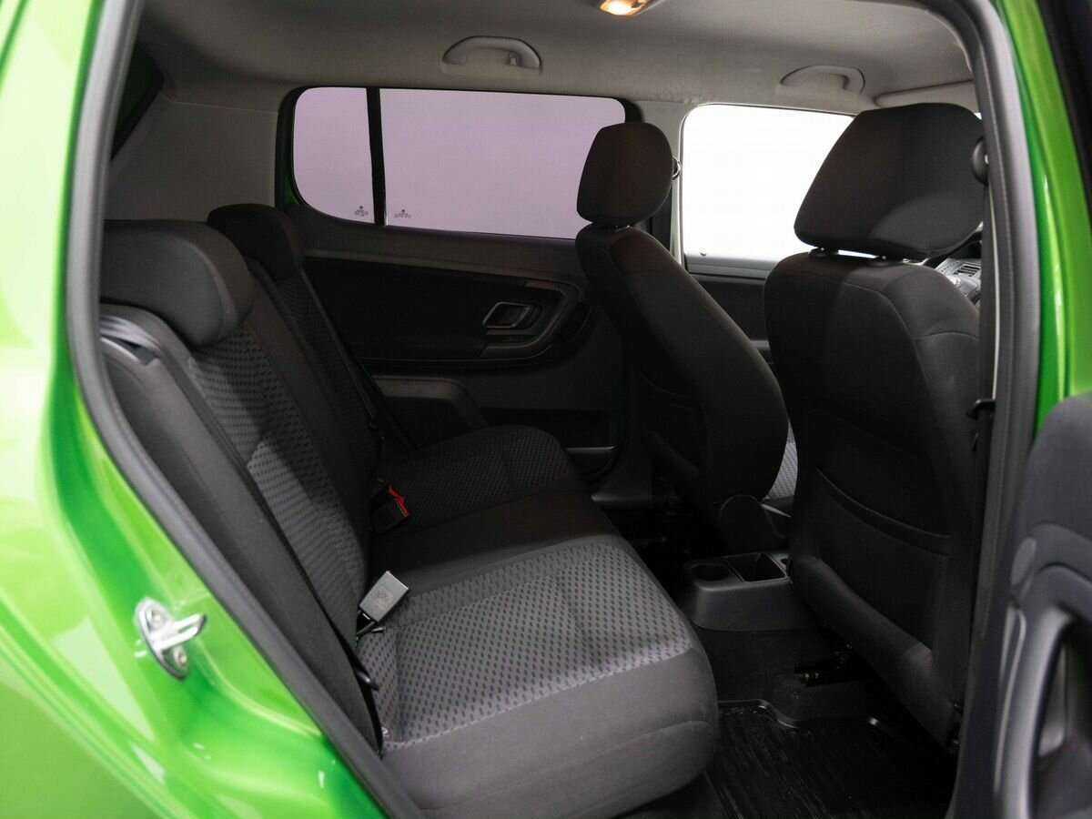 Купить Skoda Fabia с пробегом. Фото: #9