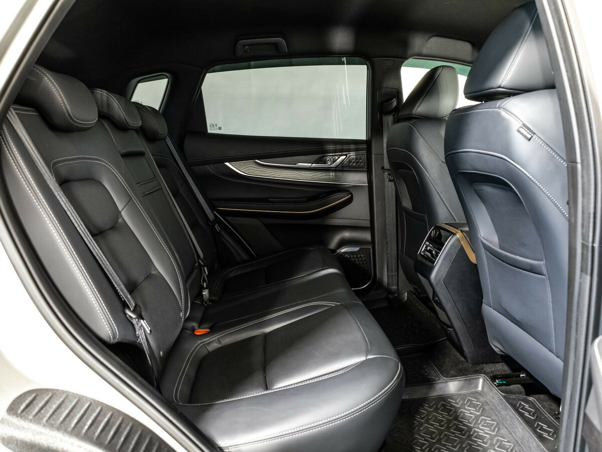 Купить EXEED LX с пробегом. Фото: #13