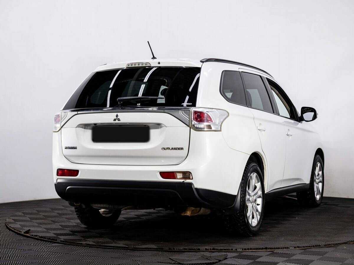 Купить Mitsubishi Outlander с пробегом. Фото: #5
