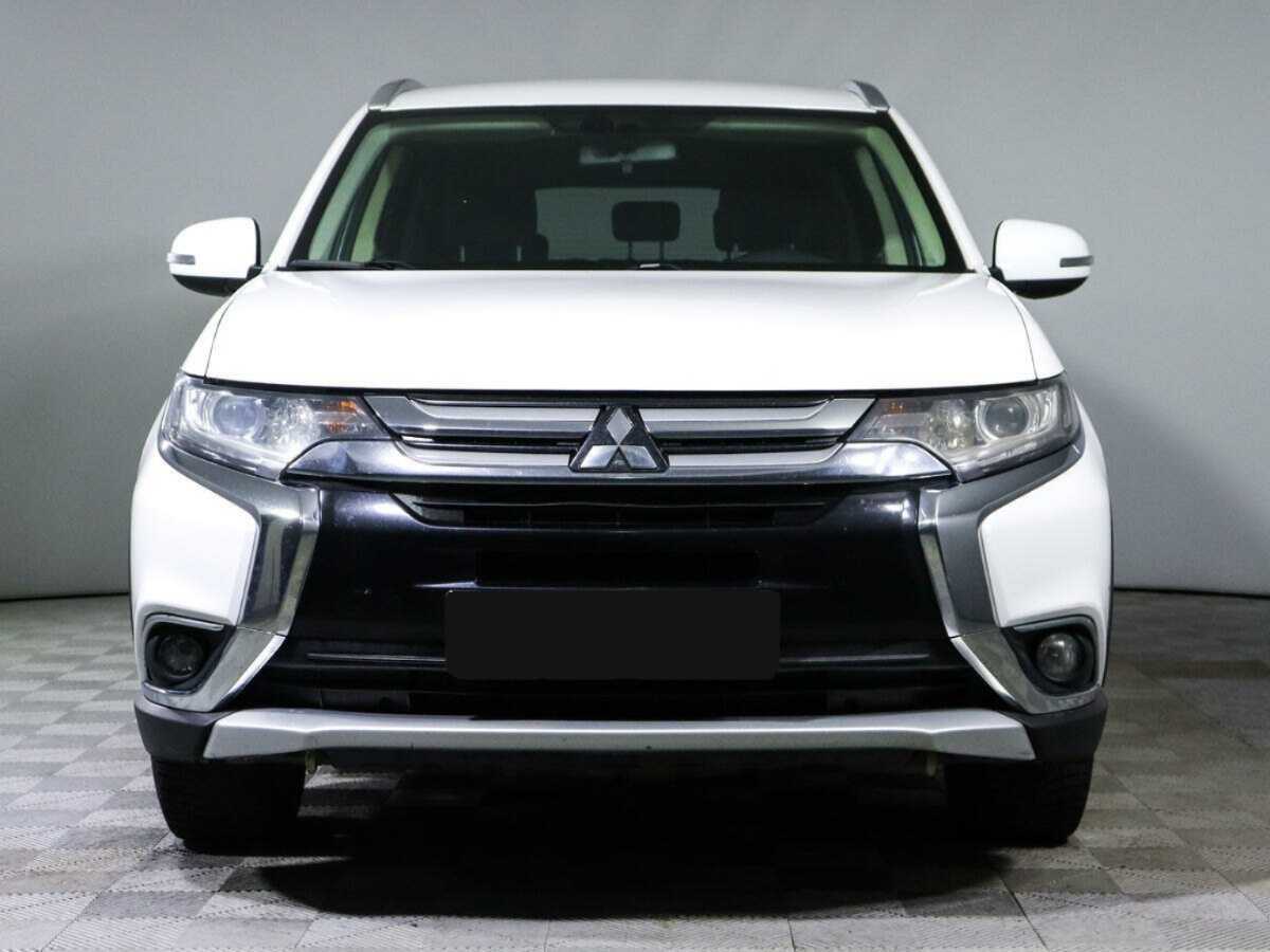 Купить Mitsubishi Outlander с пробегом. Фото: #1