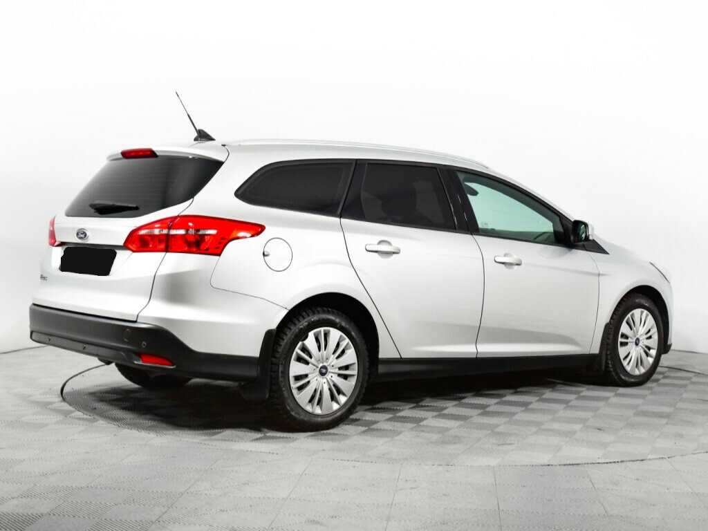 Купить Ford Focus с пробегом. Фото: #4