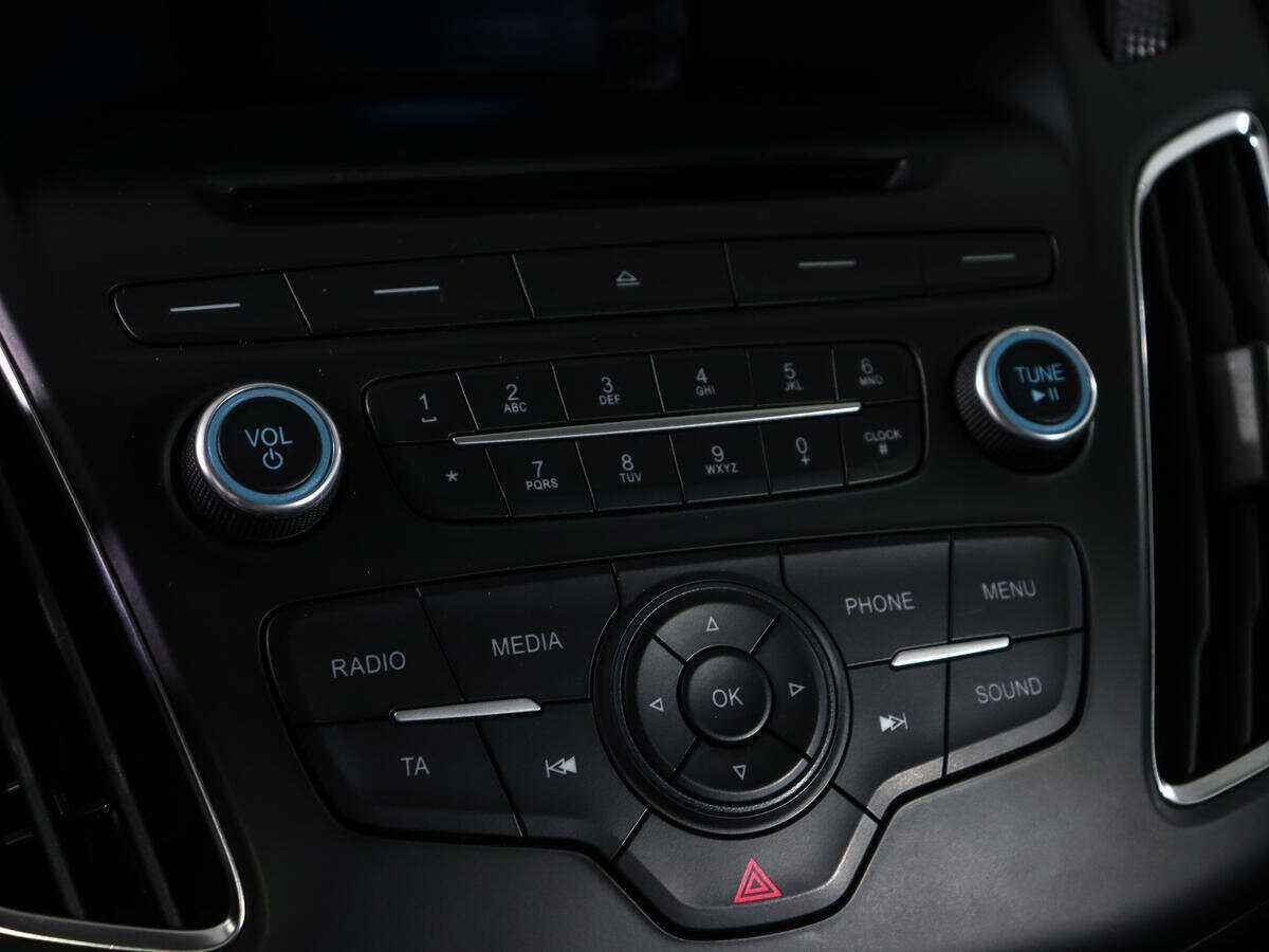 Купить Ford Focus с пробегом. Фото: #16