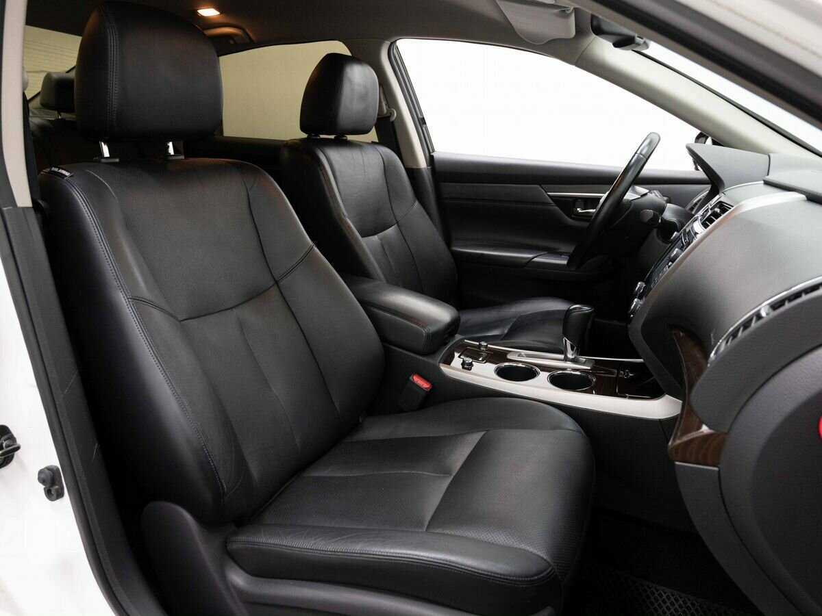 Купить Nissan Teana с пробегом. Фото: #13