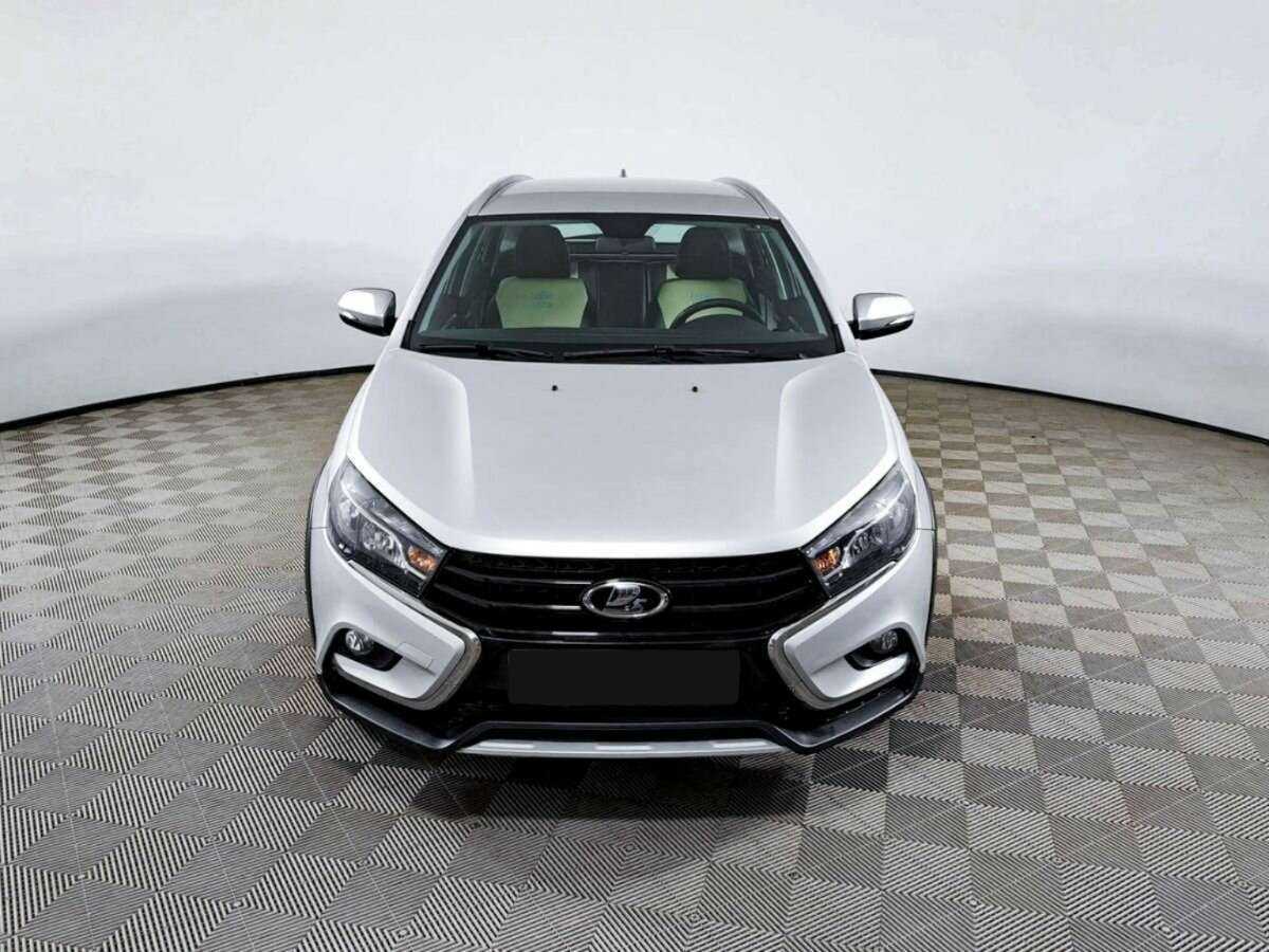 Купить Lada (ВАЗ) Vesta с пробегом. Фото: #1