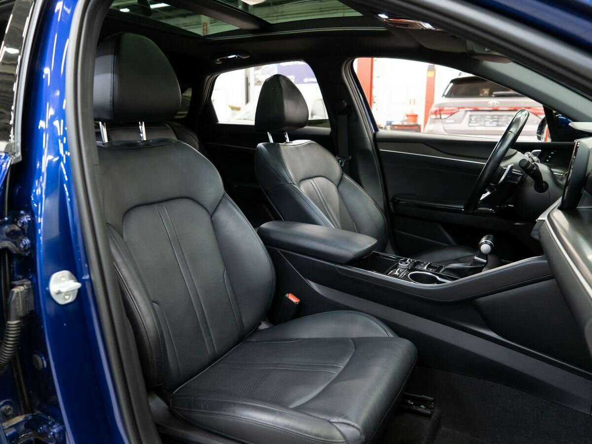 Купить Kia K5 с пробегом. Фото: #8