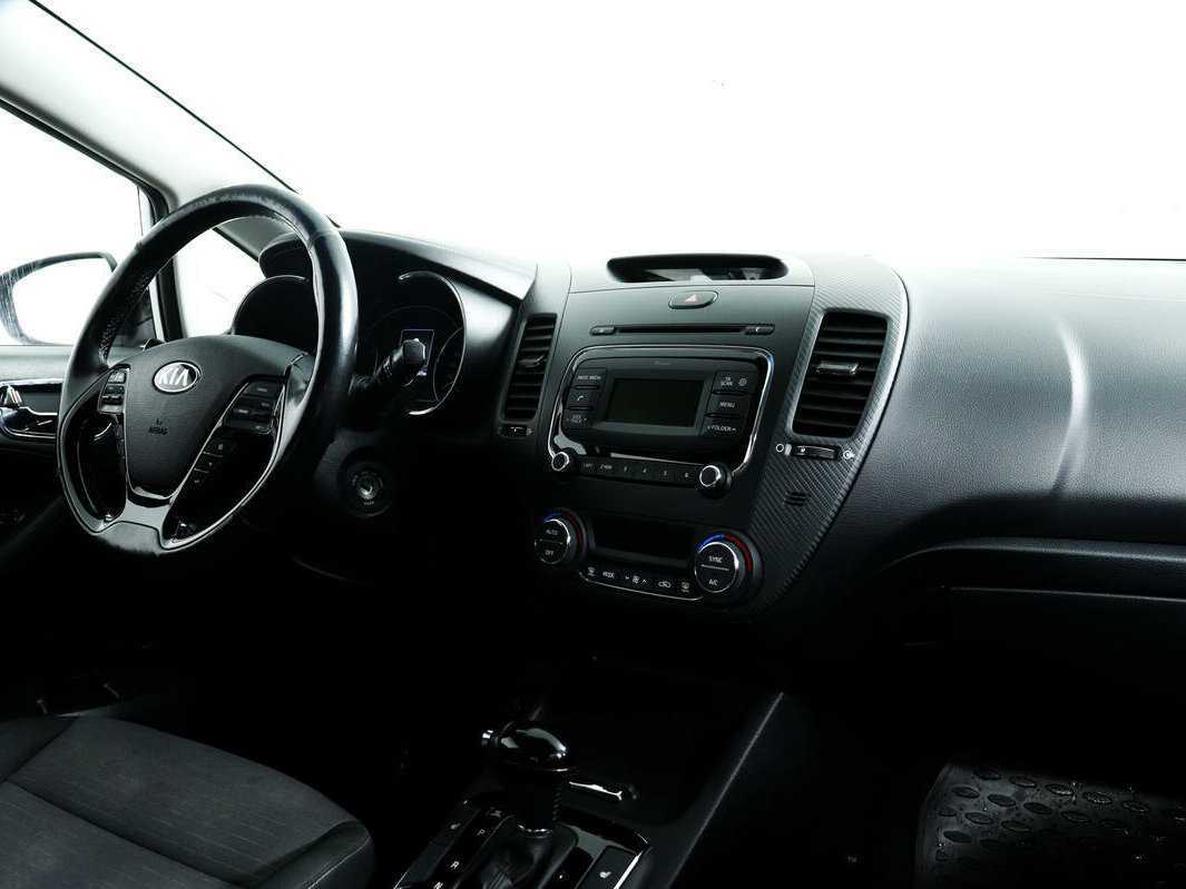 Купить Kia Cerato с пробегом. Фото: #8
