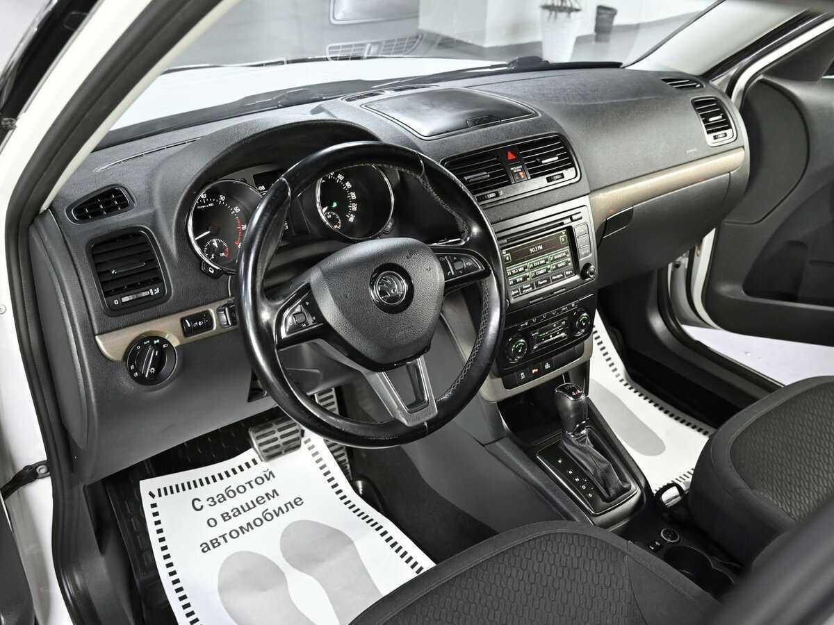 Купить Skoda Yeti с пробегом. Фото: #3