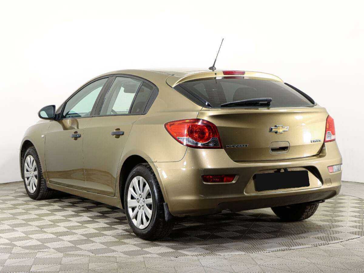 Купить Chevrolet Cruze с пробегом. Фото: #6