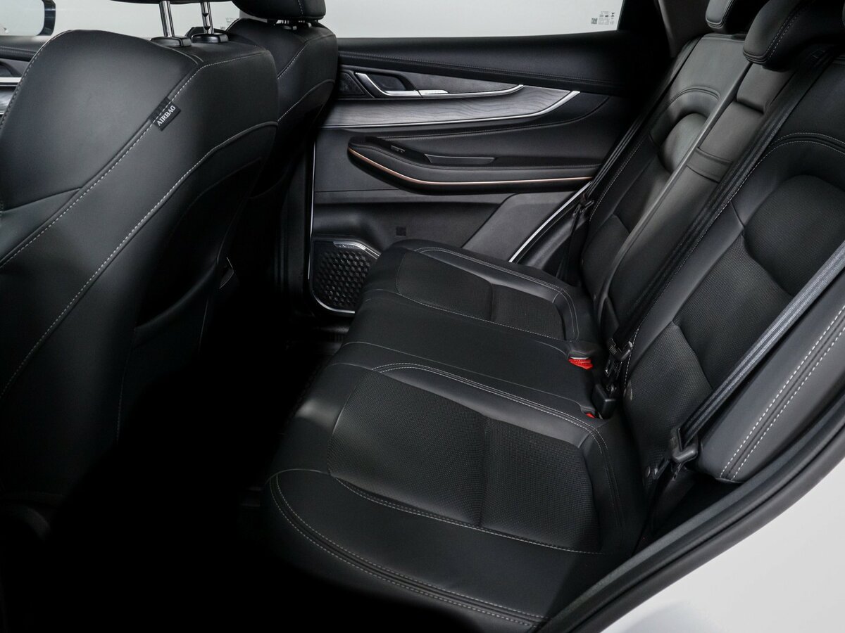 Купить EXEED LX с пробегом. Фото: #9