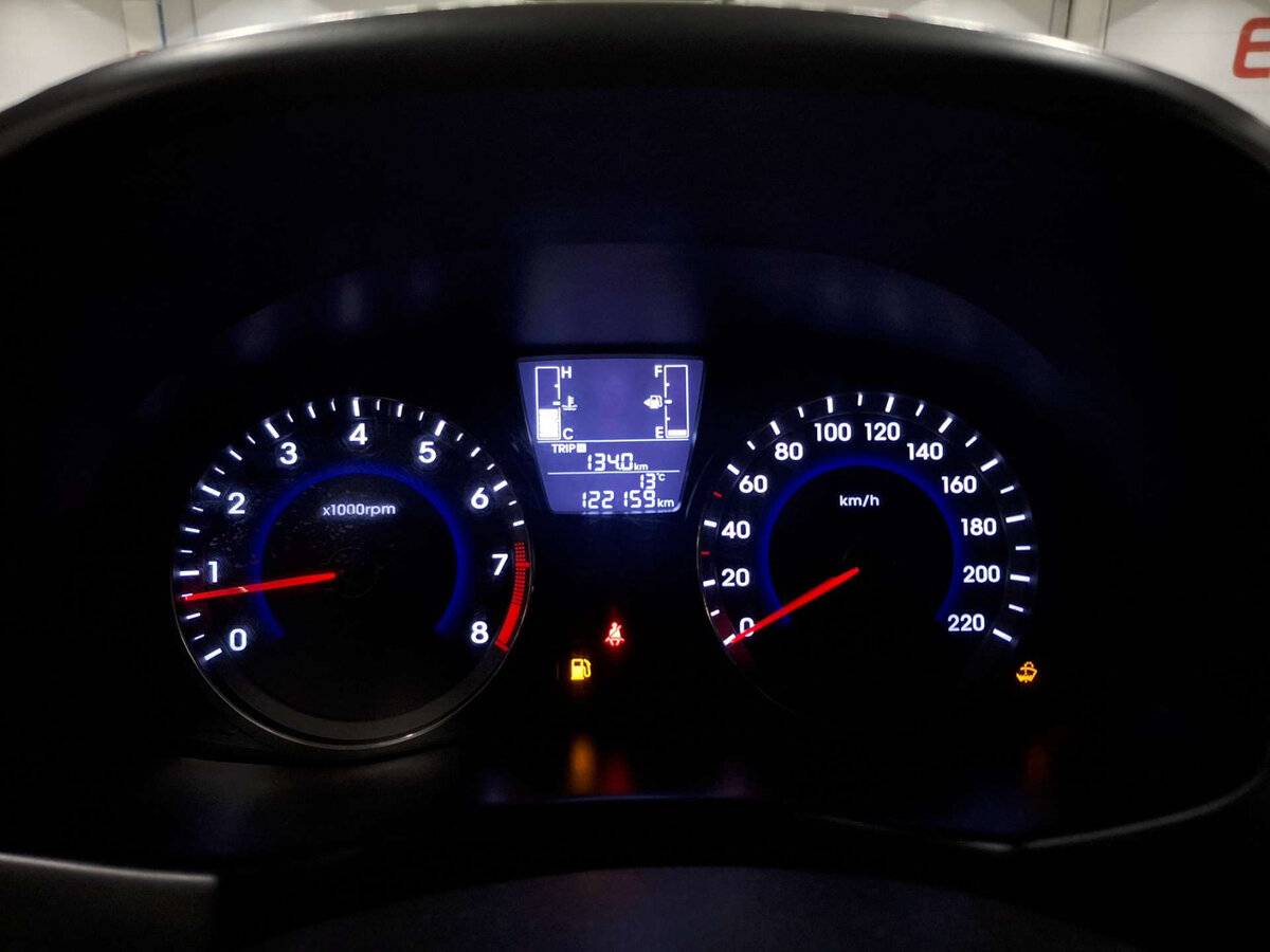 Купить Hyundai Solaris с пробегом. Фото: #12