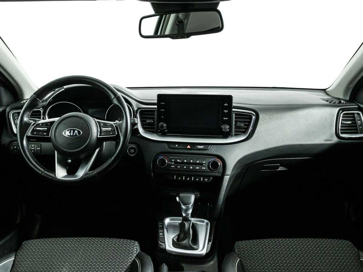 Купить Kia Ceed с пробегом. Фото: #11