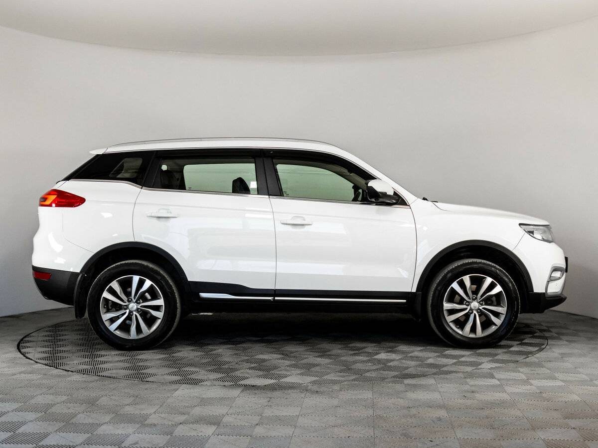 Купить Geely Atlas с пробегом. Фото: #3