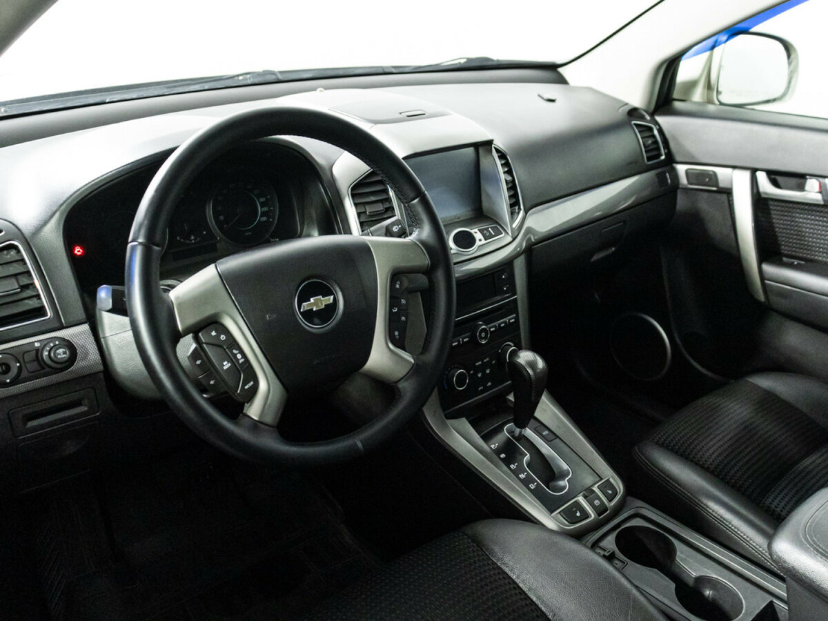 Купить Chevrolet Captiva с пробегом. Фото: #10