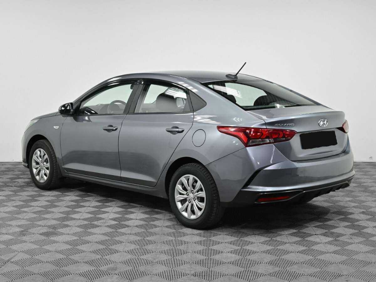 Купить Hyundai Solaris с пробегом. Фото: #3