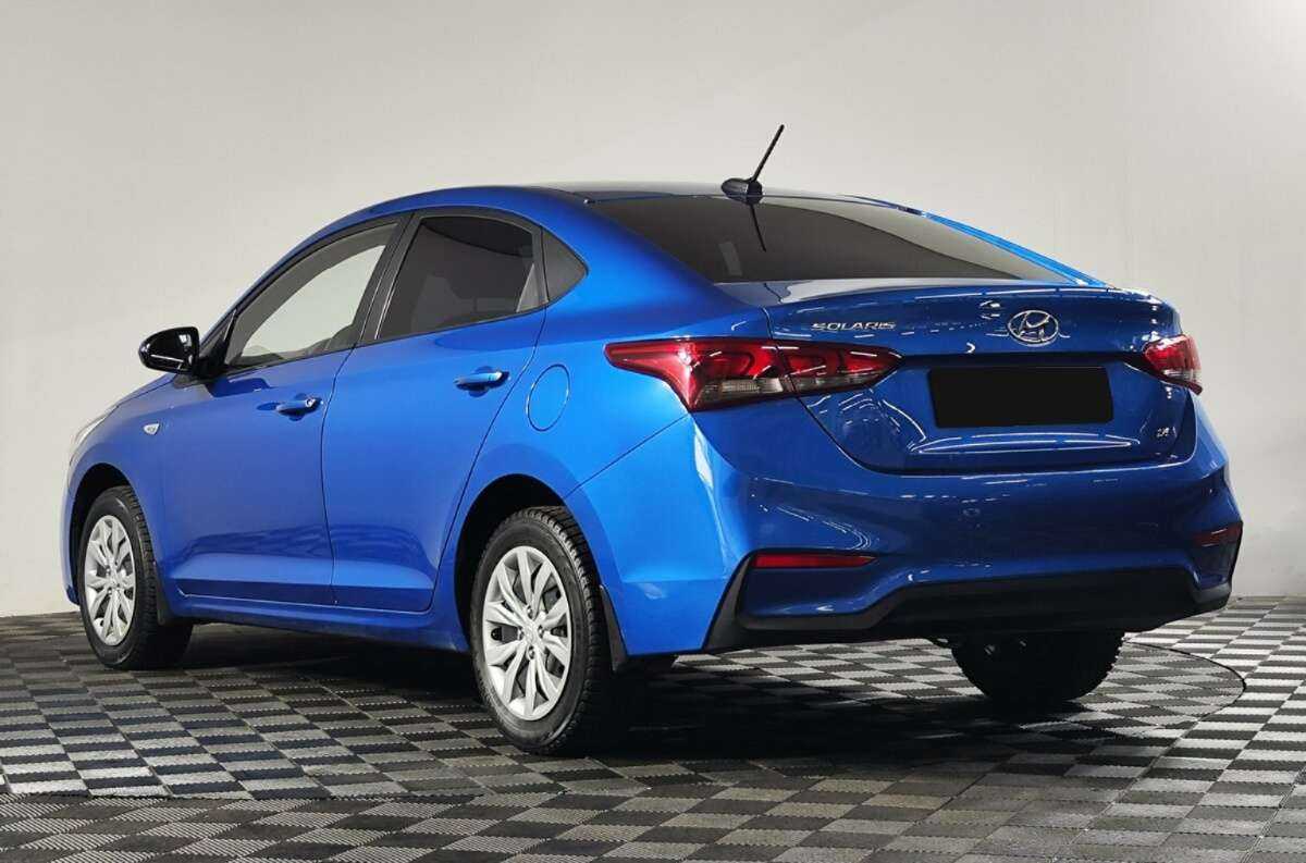Купить Hyundai Solaris с пробегом. Фото: #4