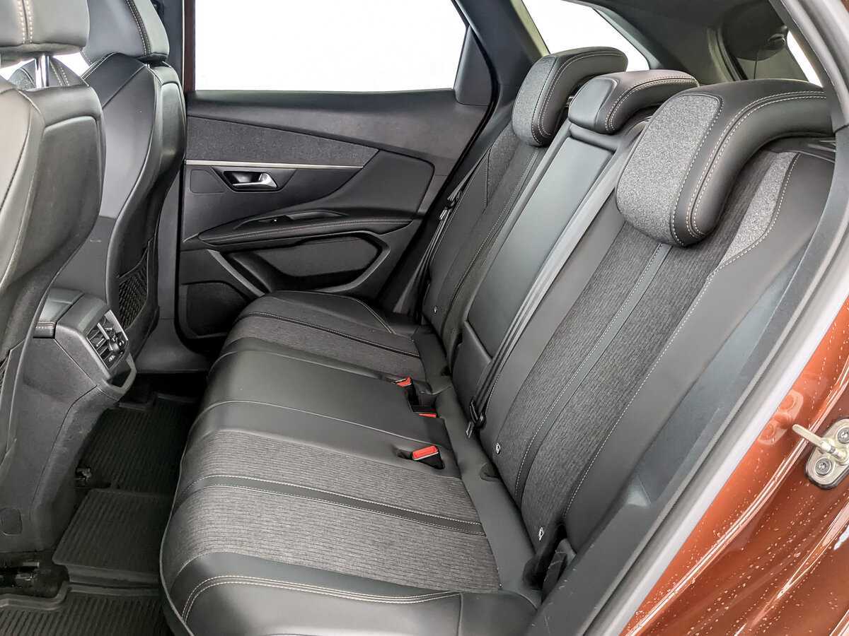 Купить Peugeot 3008 с пробегом. Фото: #11