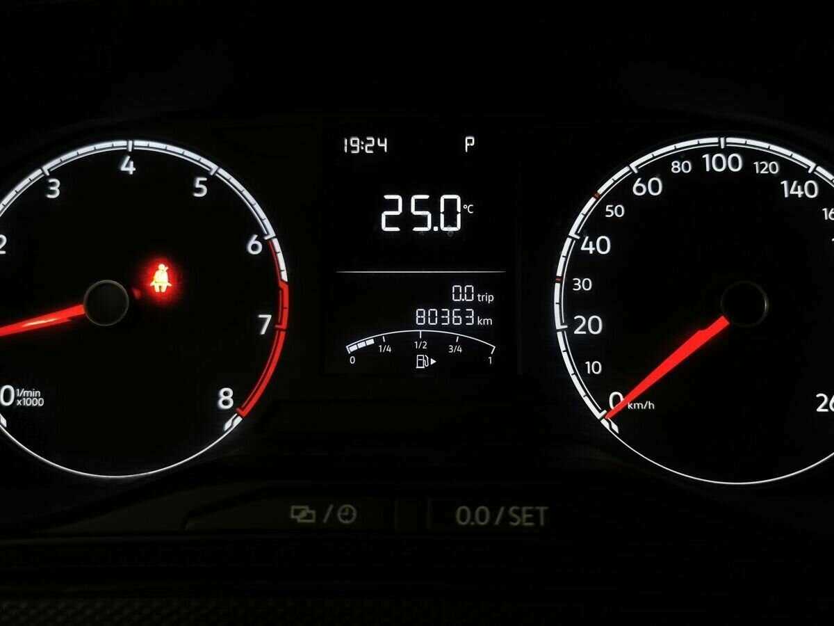 Купить Volkswagen Polo с пробегом. Фото: #12