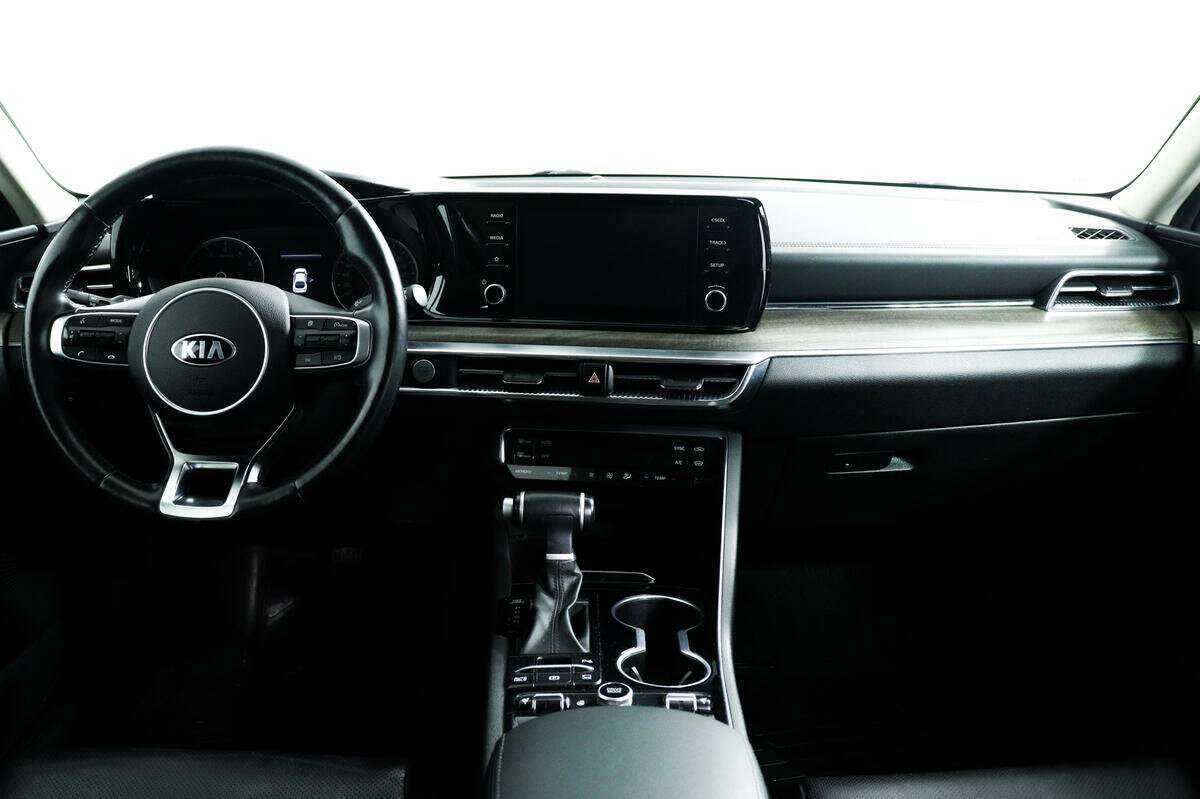 Купить Kia K5 с пробегом. Фото: #10