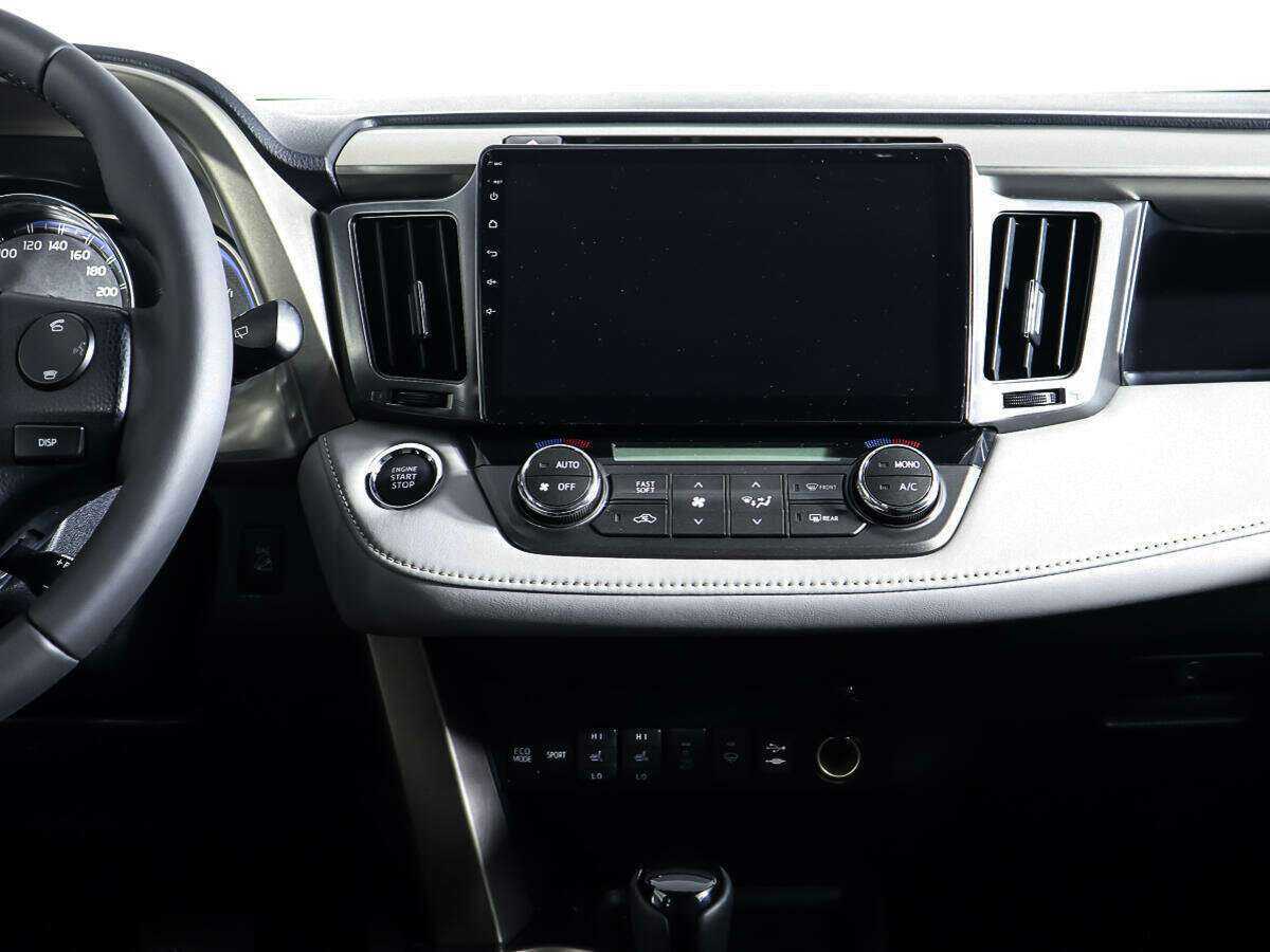 Купить Toyota RAV4 с пробегом. Фото: #9