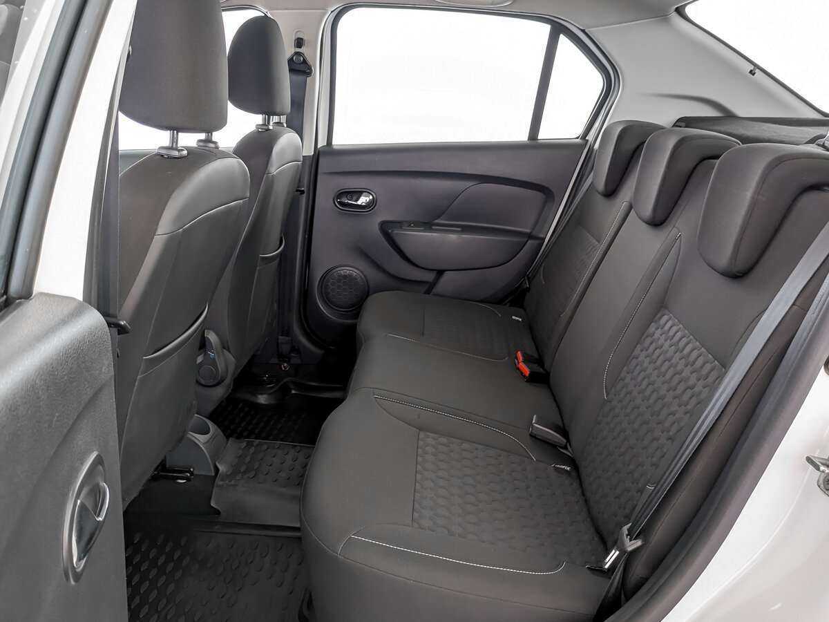Купить Renault Logan с пробегом. Фото: #9