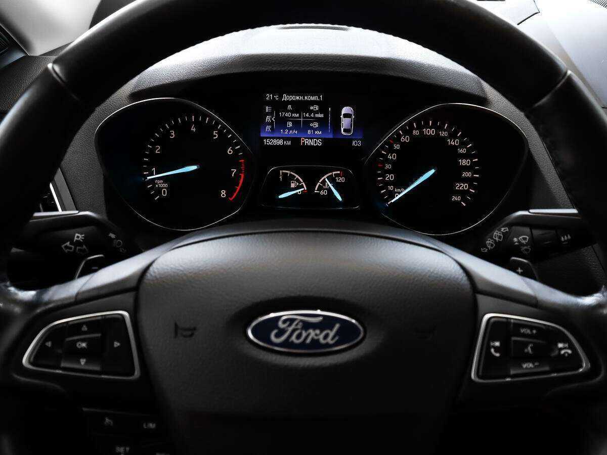Купить Ford Kuga с пробегом. Фото: #15