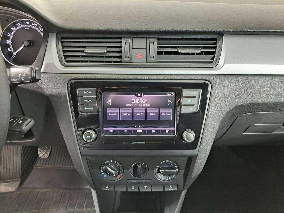 Купить Skoda Rapid с пробегом. Фото: #12