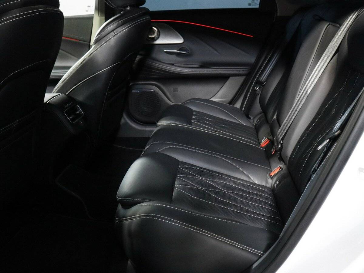 Купить Chery Arrizo 8 с пробегом. Фото: #8