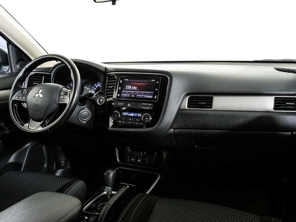 Купить Mitsubishi Outlander с пробегом. Фото: #8