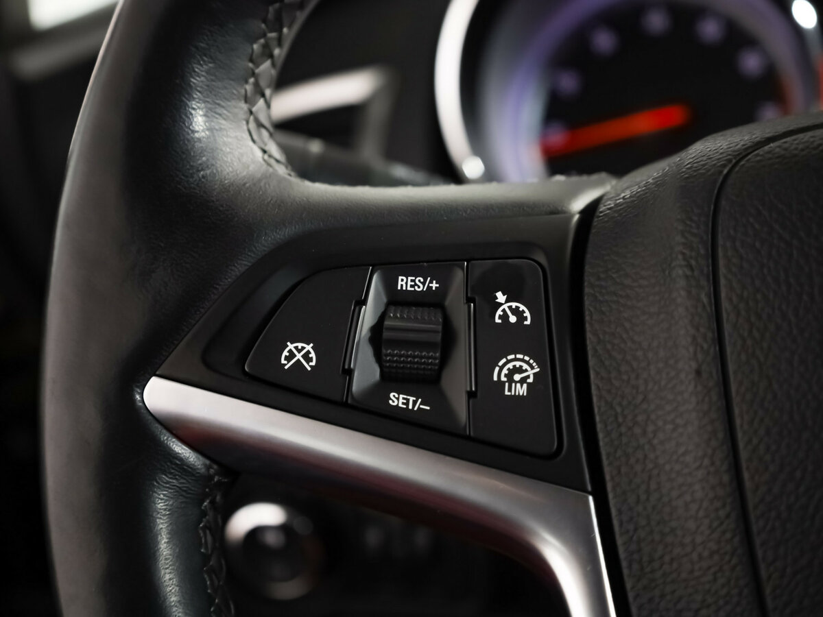 Купить Opel Astra с пробегом. Фото: #9