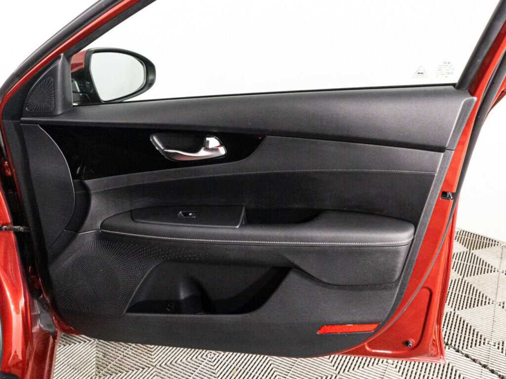 Купить Kia Cerato с пробегом. Фото: #26