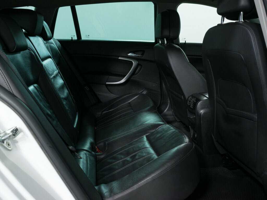 Купить Opel Insignia с пробегом. Фото: #7