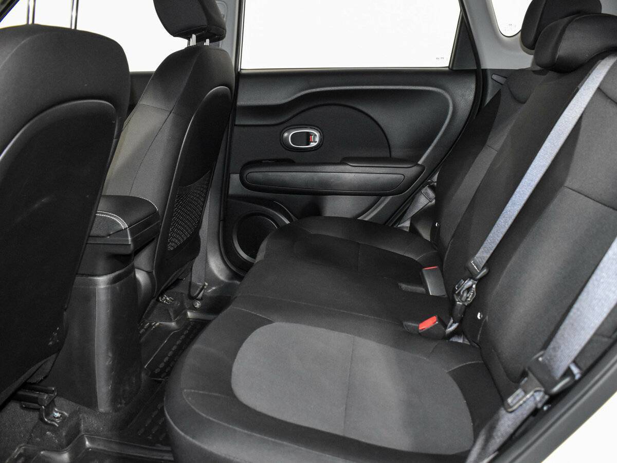 Купить Kia Soul с пробегом. Фото: #10