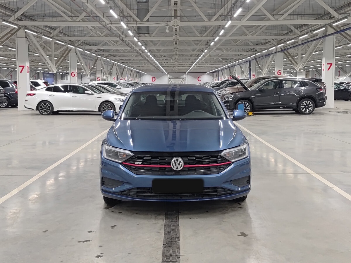 Купить Volkswagen Jetta с пробегом. Фото: #1