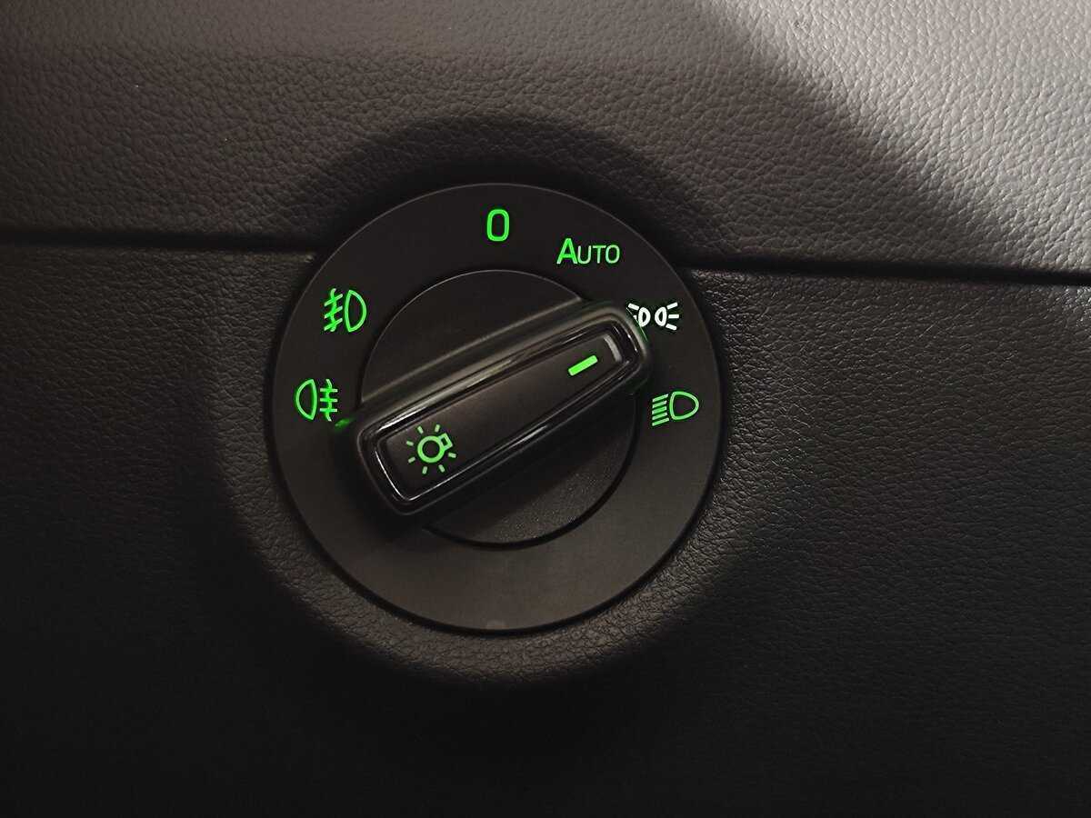 Купить Skoda Octavia с пробегом. Фото: #18