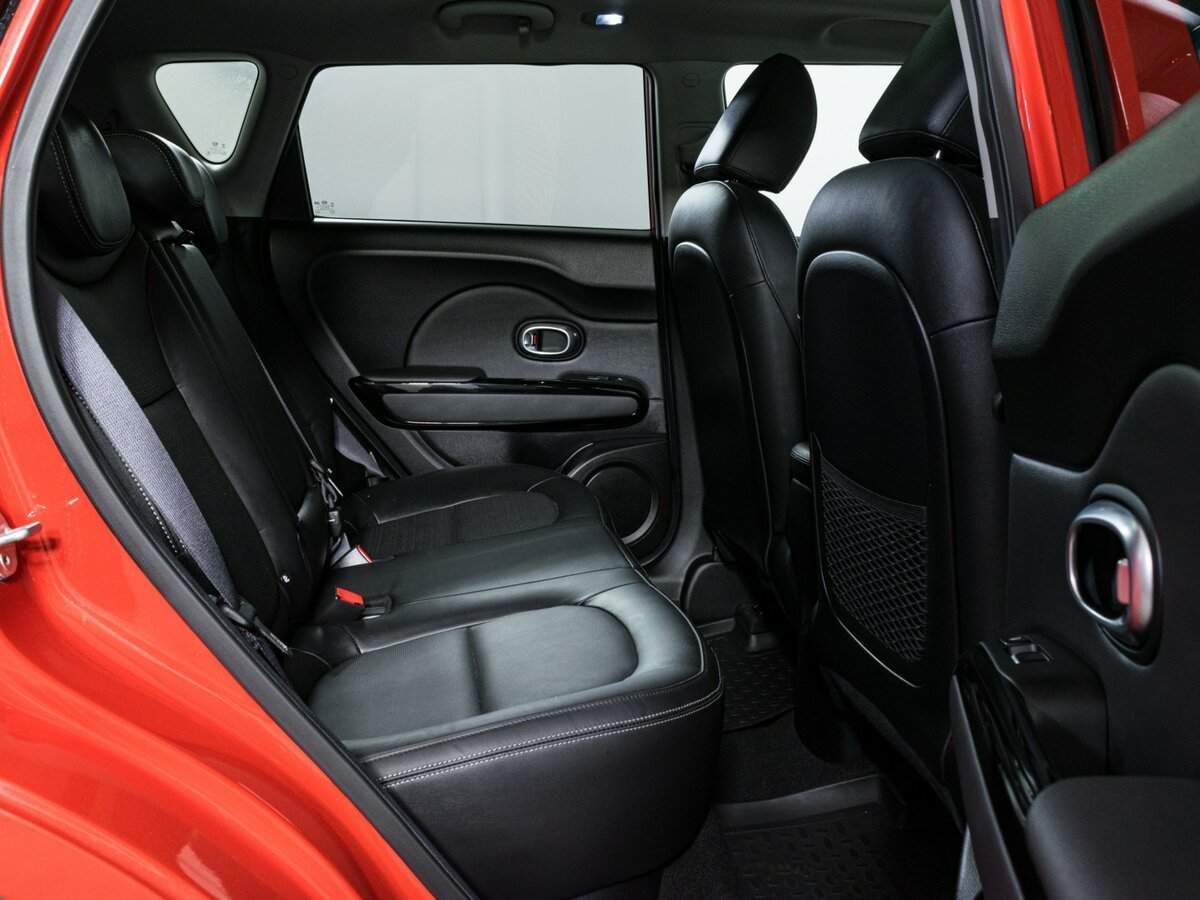 Купить Kia Soul с пробегом. Фото: #9